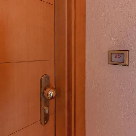 Valentino By Toh Solution