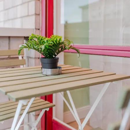 Valentino By Toh Solution *